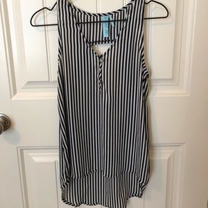 Black & White Sleeveless Blouse